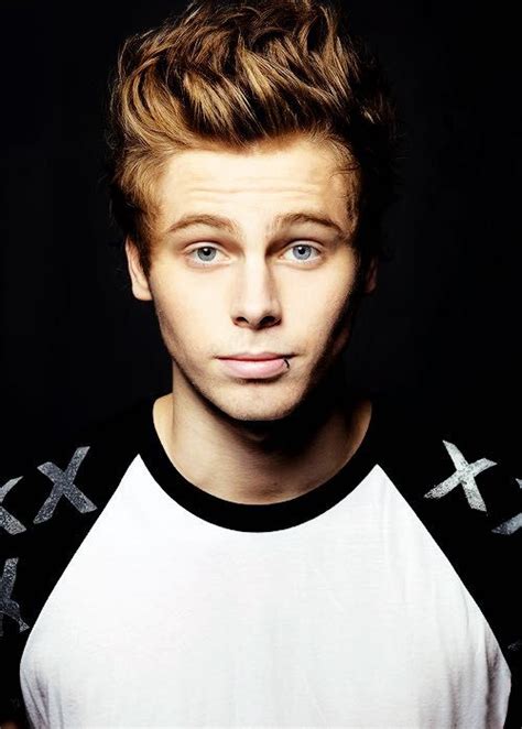In Love With My Step Brother Luke Hemmings Chapter 6 Wattpad