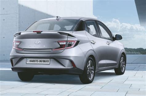 Hyundai Aura Facelift Revealed Bookings Open The Automotive India