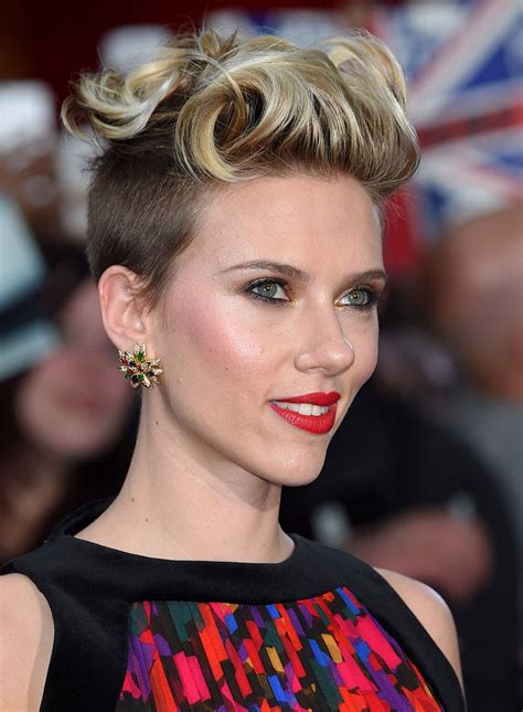 Scarlett Johansson Short Hair Her Three Best Short Hair Styles Who