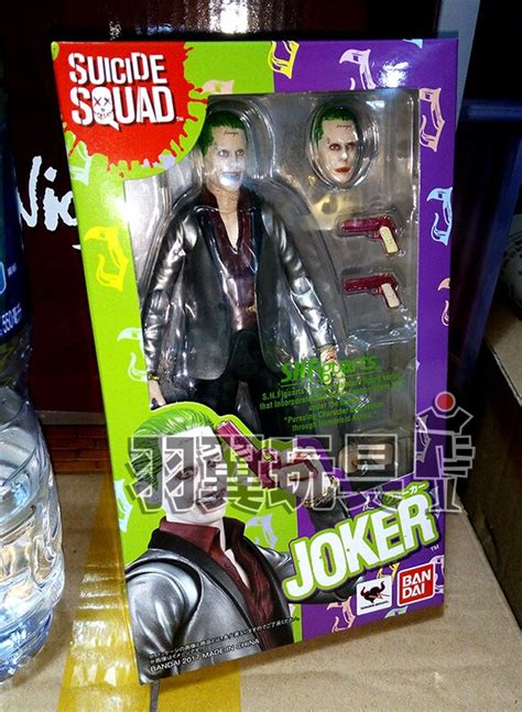 Bandai Genuine Shf Suicide Squad Joker Joints Movable Action Figure