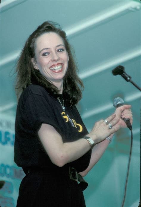 Mackenzie Phillips Tragic Life Story And Photos From Her Life And Early Career