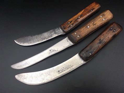 Antique I Wilson Sheffield Skinning Trade Knives Razor Sharp Skinner