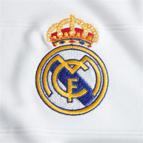 You can get 512x512 real madrid dls 2018/2019 kits url from our blog easily. 512x512 real madrid Logos