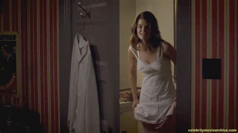 Betsy Brandt Nuda ~30 Anni In Masters Of Sex