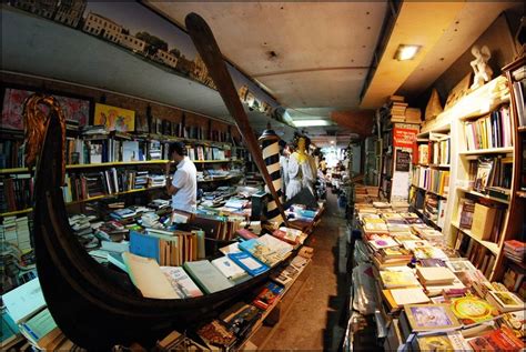 Libreria Acqua Alta, Venice's Flooded Bookstore | Amusing Planet