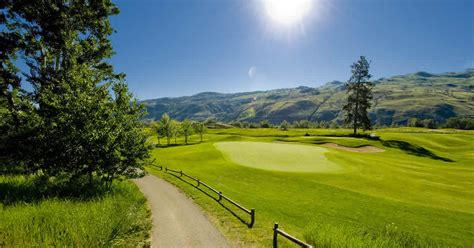 Kamloops is a city of 90,000 people (2016, 104,000 in the metro area) in the central interior of british columbia. Kamloops Golf Package | BC Golf Courses Canada