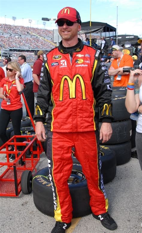 However, there is limited knowledge regarding the physical characteristics of elite nascar pit crew athletes, how the nascar sprint cup season affects basic physiological. 2016 Sprint Cup Series pit crew fire suits | Official Site ...