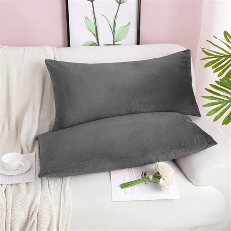Piccocasa 2 Pcs Soft Velvet Throw Pillow Covers 16 X 31 Inch Solid