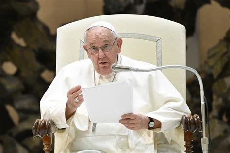 Pope Francis Calls Catholic Churchs Ban On Priests Having Sex