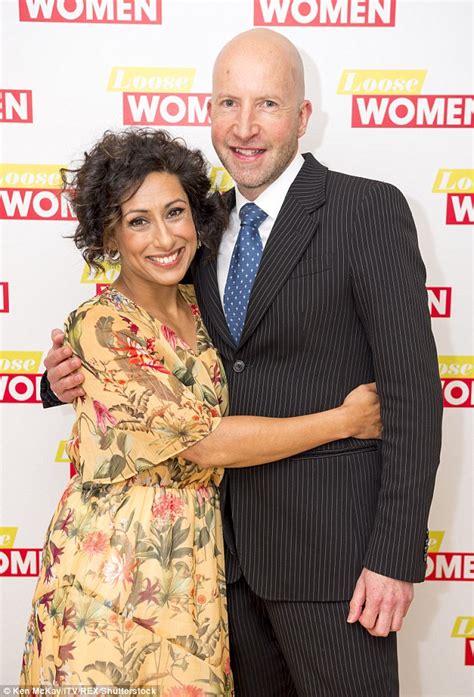 Saira Khan Breaks Down On Loose Women After Revealing Shes Lost Her Sex Drive Daily Mail Online