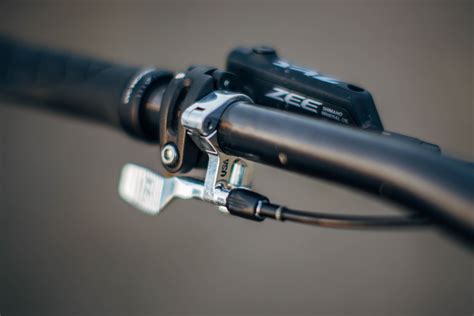 Check spelling or type a new query. Artisan Alloy Dropper Post Levers: The Shootout ...