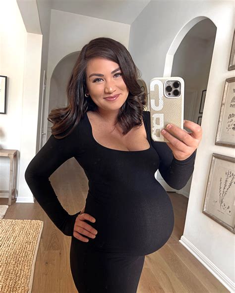 Ultimate Pregnancy Glow Trendsetting Celebrity Baby Bumps In 2023