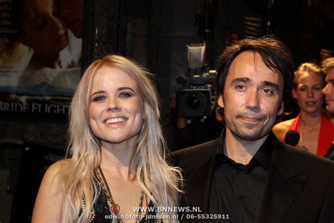 Mit ihrem partner, dem musiker bart die niederländerin ilse delange ist in der aktuellen staffel von „sing meinen song zu sehen. Premiere Bride Flight | Fotopersburo Edwin Janssen