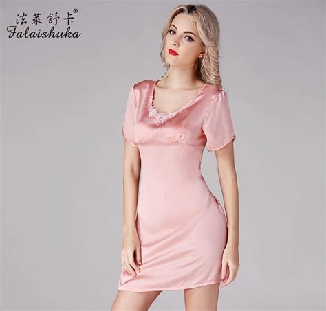 2017 Lady Nightgowns Flower Sexy Silk Nightwear Pure Color100 Silk Sleepshirts Brand Women Silk