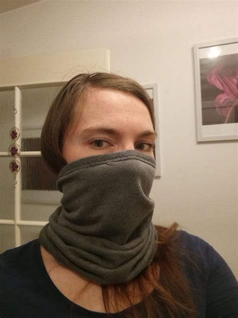 Käytössäsi on kokonainen tunturi ja kaikki rinteet yhdellä. Tuubihuivi neckwarmer laskettelu | Fashion, Turtle neck ...