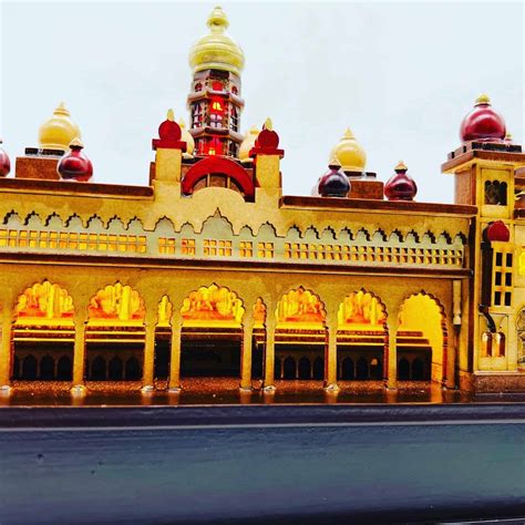 Channapatna Wooden Handicrafted Mysore Palace Showpiece For Home Decor