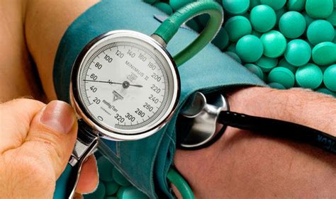 High Blood Pressure Symptoms Stroke Risk Cut With Diet