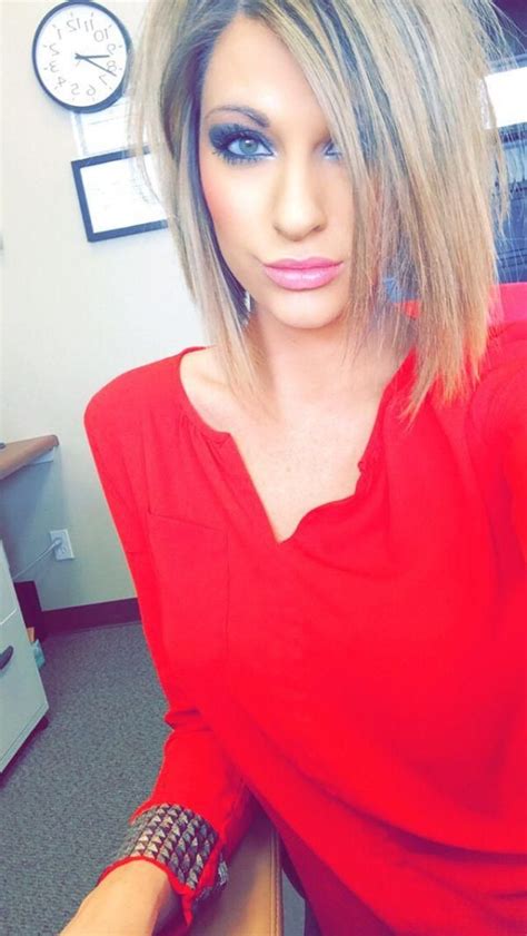 Chivettes Bored At Work 47 Photos Girls Bored At Work Beautiful Eyes