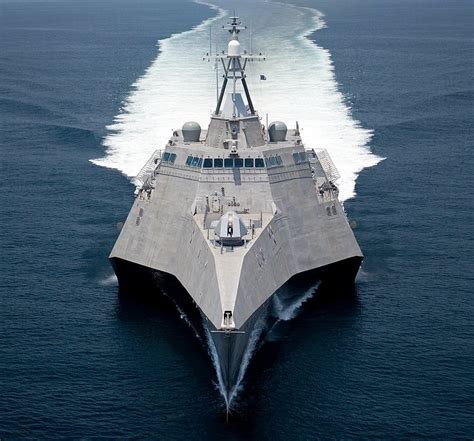 Front Profile Of The Uss Independence Littoral Combat Ship 948x882