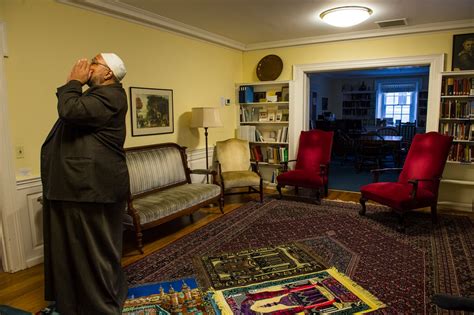 Imam Daayiee Abdullah Welcomes Gay Muslims To Worship Marry The Washington Post