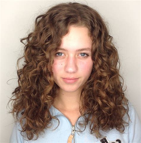 Layered Haircuts For Naturally Curly Hair
