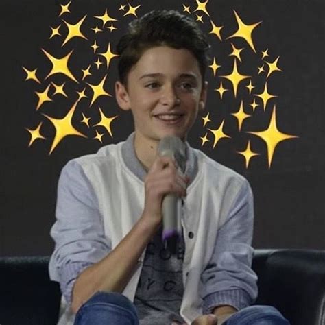 𝚜𝚞𝚍𝚎 Adlı Kullanıcının Noah Schnapp Panosundaki Pin