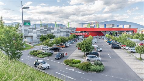 Einkaufen im ATRIO das größte und schönste Shopping Center in Kärnten