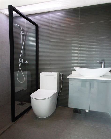 Hdb Bto Toilet We Have Supply And Install All Types Of The Toilet Door