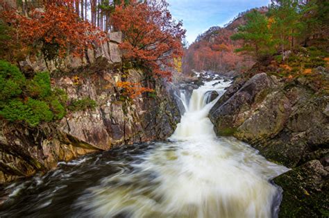 Photos Rock Autumn Nature Waterfalls Forests Rivers 600x398