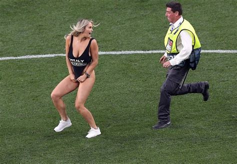 Female Streaker Interrupts Champions League Final Between Liverpool And