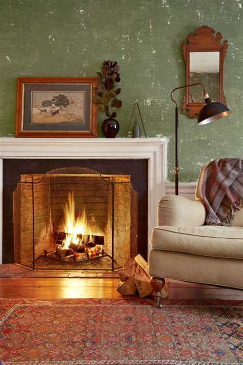 Cozy paint ideas, like warm paint color schemes for bathrooms, bedrooms, living rooms, and kitchens. 20 Warm Paint Colors - Cozy Color Schemes