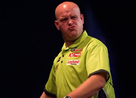 Gerwen van 16th taylor clinches darts phil championship record power afp englishman fought claim led title source before. The Dutch number one, Michael van Gerwen, after thriller ...