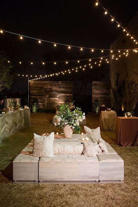 But designing your wedding's outdoor space can pose a little more of a challenge. Awesome 20+ Easy And Romantic Lighting Ideas For Your ...