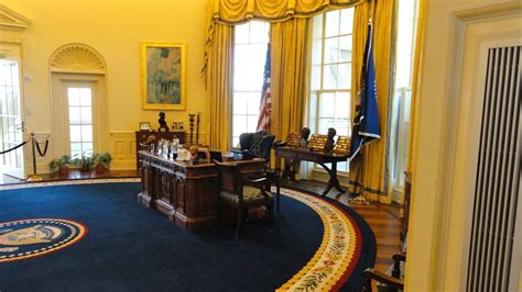 High Resolution Oval Office Zoom Background Depending On If Youre