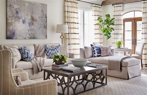 Images Of Southern Style Living Rooms Bryont Blog
