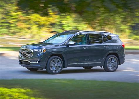 New Gmc Terrain Denali 2021 20t Awd Photos Prices And Specs In Uae