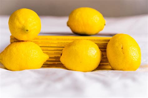 Як прибрати будинок за допомогою лимона корисні лайфхаки Новости