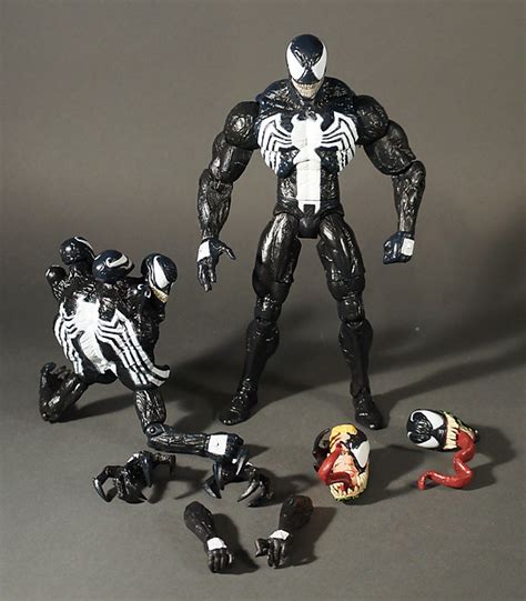 Werewolf by night (comic series). Marvel Select Action Figure Venom 20 cm | Funko Universe ...