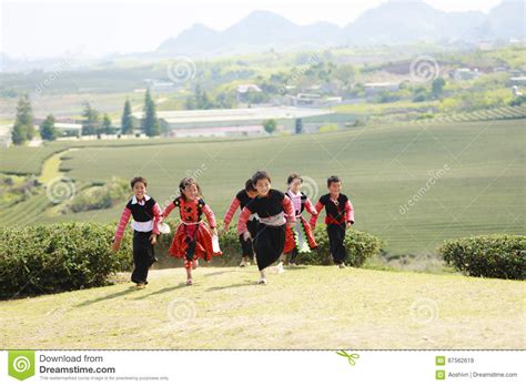 unidentified-hmong-ethnic-minority-kids-editorial-stock-image-image-of-minority,-ethnic-87562619