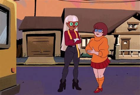 Sgn Trick Or Treat Scooby Doo Unmasks Velma As A Lesbian