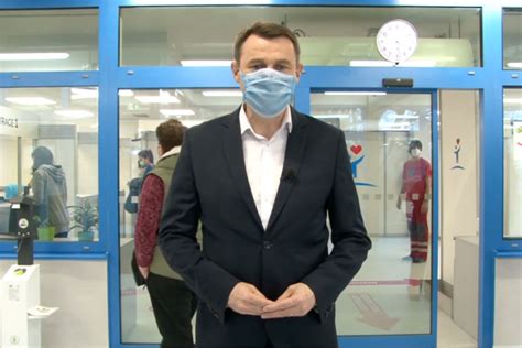 Dlouho očekávaná registrace k očkování proti covidu začíná. Vakcínami bez registrace očkovat nebudeme, reaguje hejtman ...