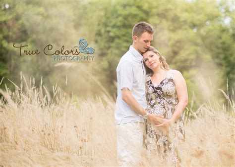 Maternity Photographer Abbotsford Fraser Valley True Colors