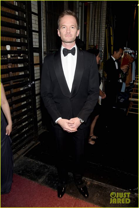 Neil Patrick Harris Parodies His Oscars Joke At Tony Awards 2015 Video Photo 3388796 Neil