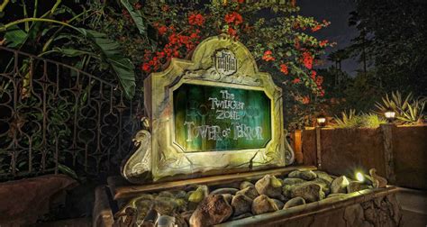 The Eerie Details Of The Twilight Zone Tower Of Terror Disney Dining