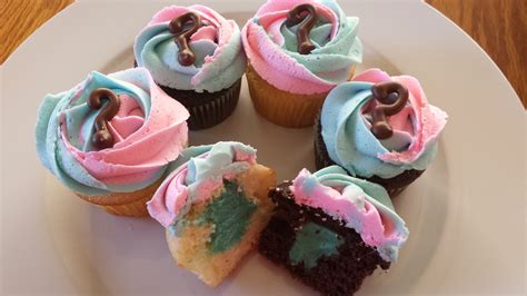 Baby Reveal Cupcakes | Baby reveal cupcakes, Baby reveal, Baby reveal party