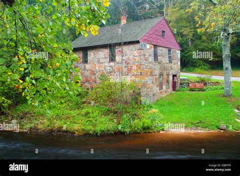 Grist Mill Trail Hi Res Stock Photography And Images Alamy