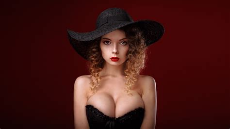 Wallpaper Venera Gudkova Model Brunette Curly Hair Women With