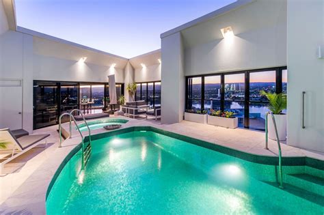 main beach penthouse sold for jaw dropping price lucy cole prestige properties