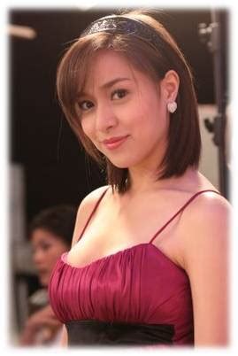 5′ 6½ height in meters: Ara Mina - Celebs Pics Zone
