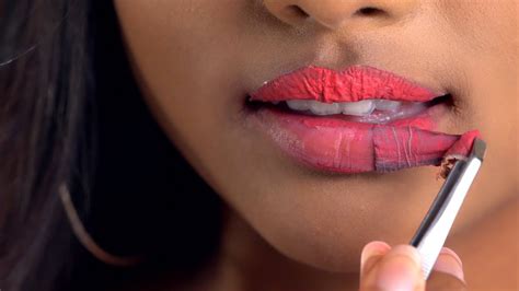 21 Lipstick Hacks You Need To Try Beauty Hacks YouTube